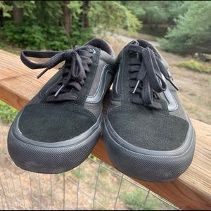 Black vans